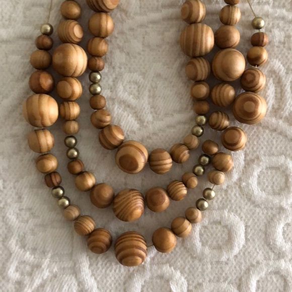 Jewelery - Picture 2 of 2